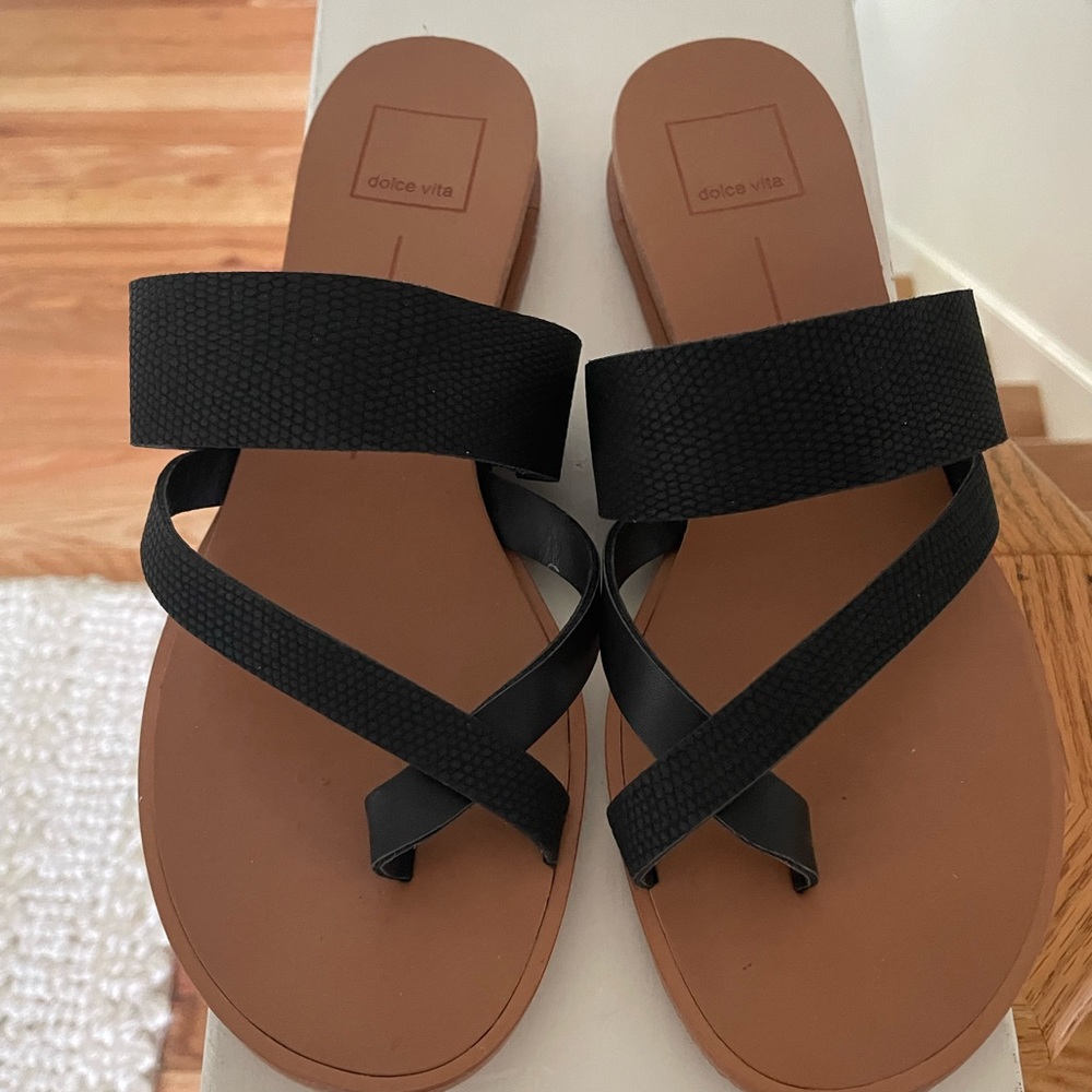Dolce Vita Black Sandals